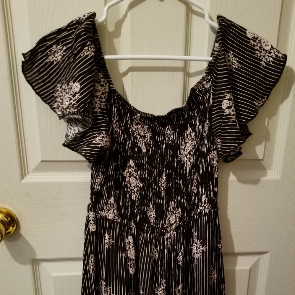 Black and Tan Off the Shoulder Boho Midi Dress